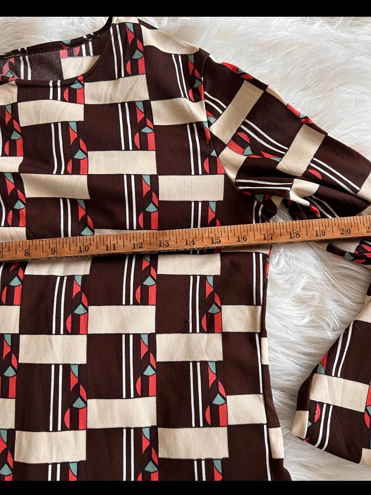 Vtg 70s 80s 90s Mod Geometric Brown Cream stretch long sleeve shirt women med sm