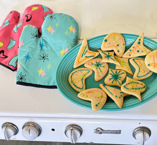 5 Piece Retro Cookie Cutter Set 50s Kitchen Mid Century Modern MCM Stainless Steel