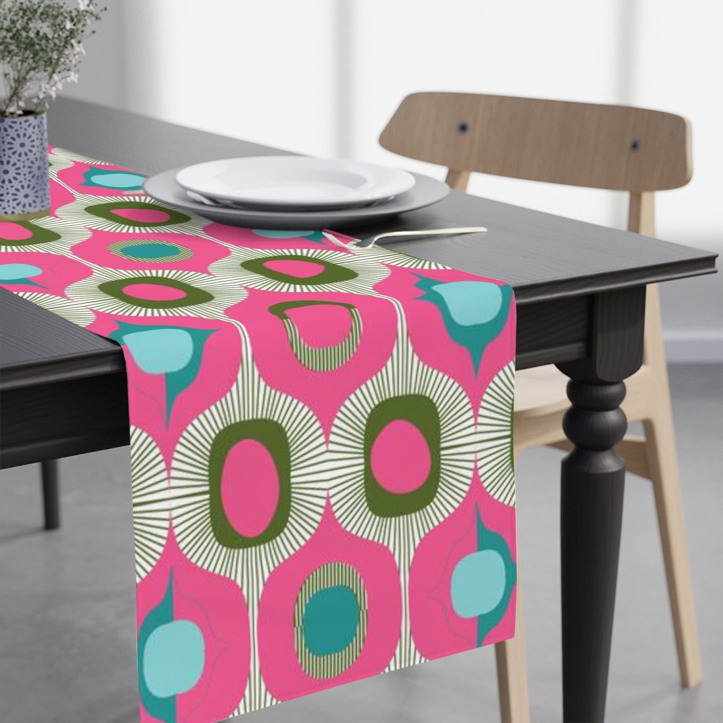 Table Runner Mcm Retro Vintage Style Geometric PINK