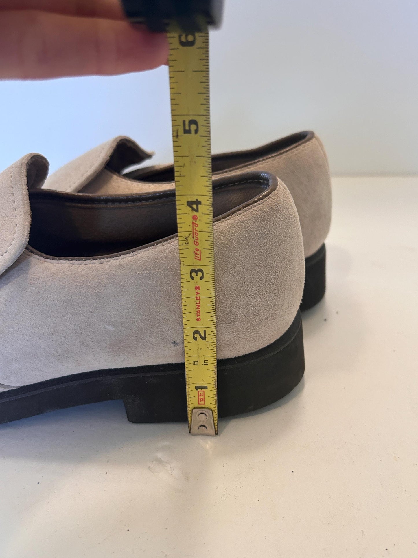 Hush Puppies Slip on Loafer Women Shoe Size 7 Beige Suede leather NEW